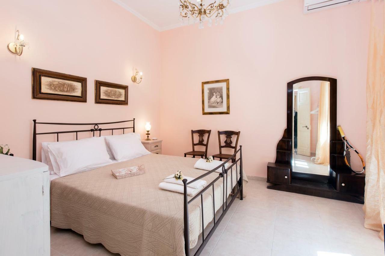 Casa Tatouris Apartment Corfu  ภายนอก รูปภาพ