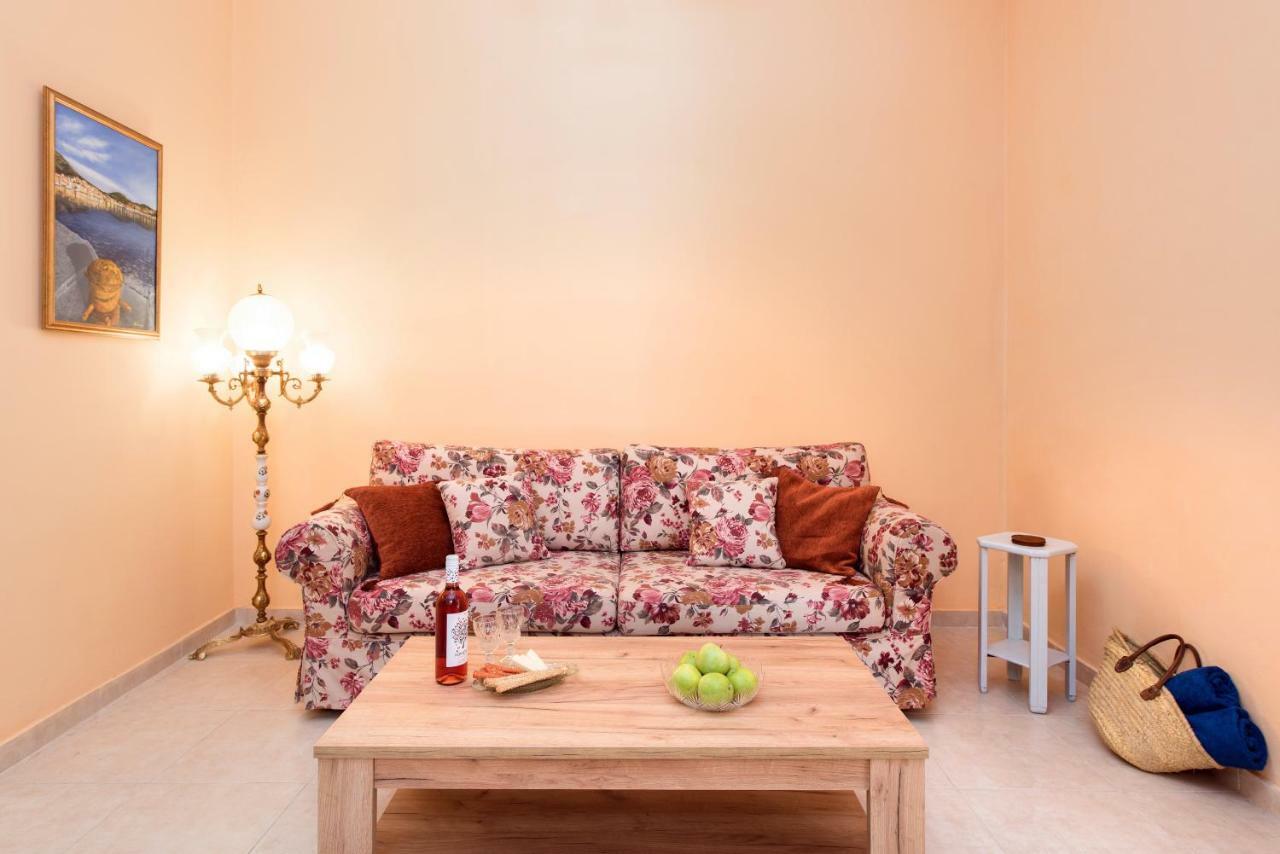 Casa Tatouris Apartment Corfu  ภายนอก รูปภาพ